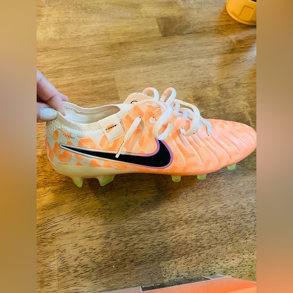 Nike Tiempo Legend 10 Elite Cleats
